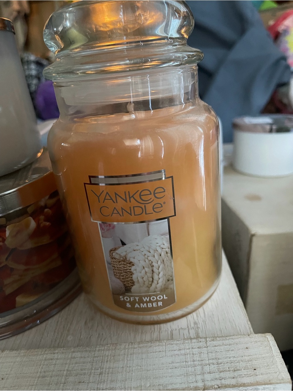 Yankee Candle Amber Glass Jar Candle
